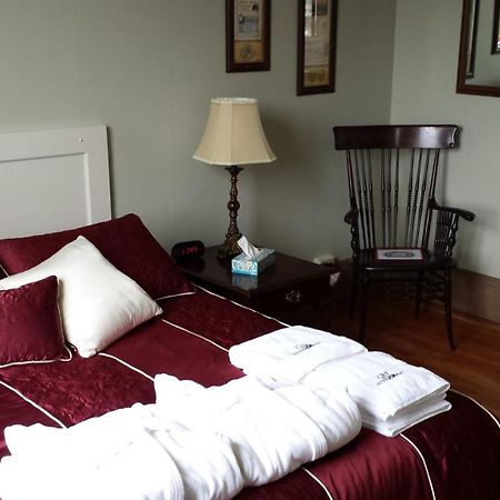 Centralia Square Grand Ballroom And Vintage Hotel Chambre photo