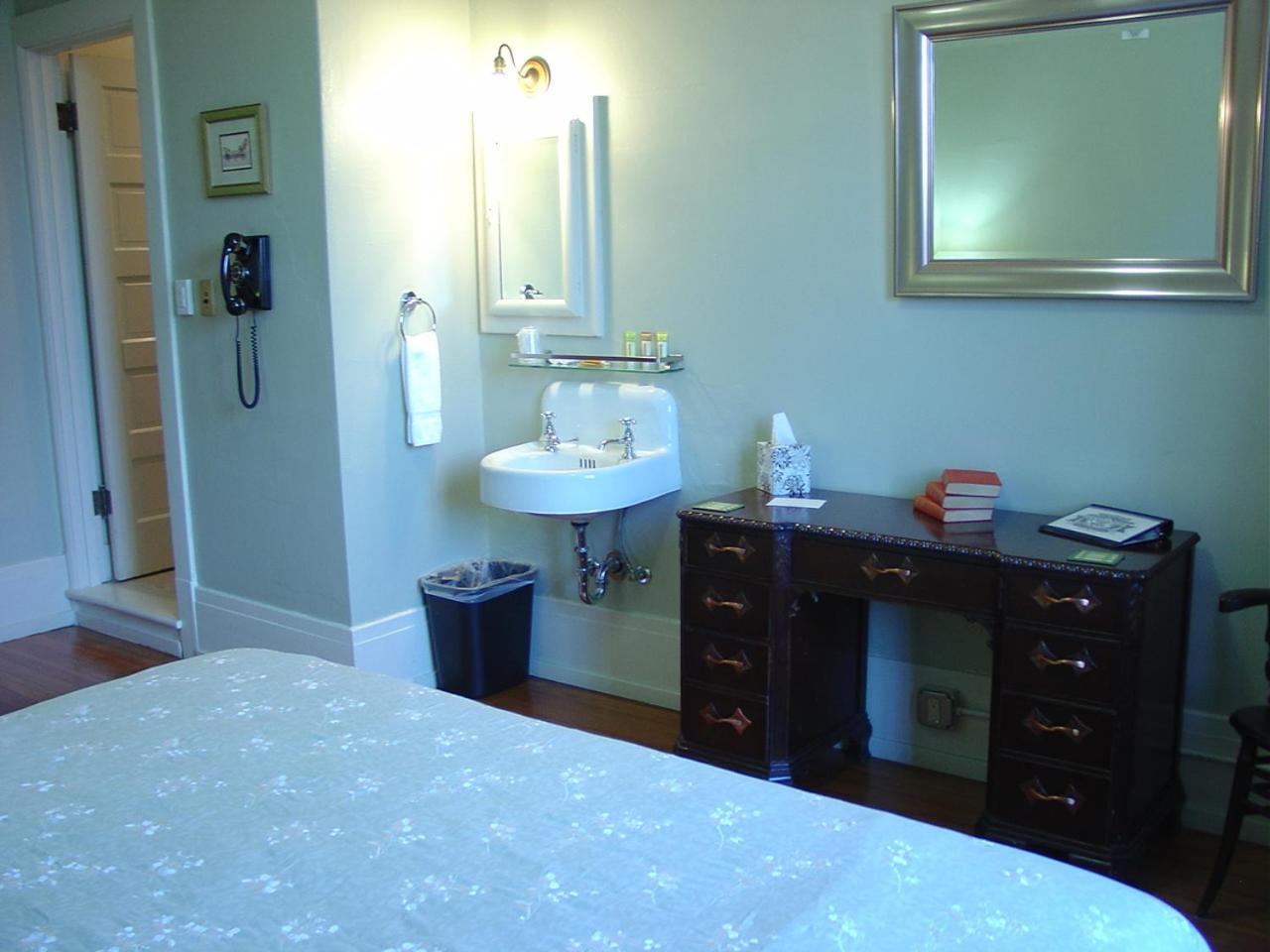 Centralia Square Grand Ballroom And Vintage Hotel Chambre photo
