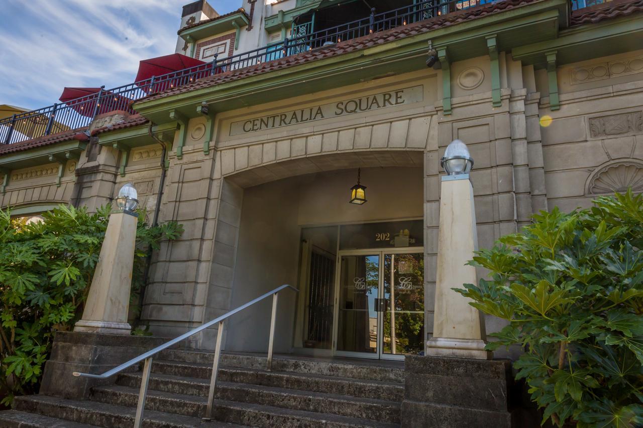 Centralia Square Grand Ballroom And Vintage Hotel Extérieur photo